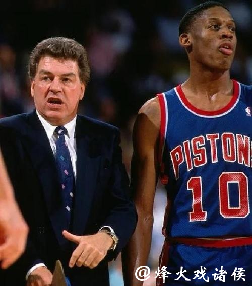 爆冷!西部倒数第一战胜东部第三 魔术力克活塞 爆冷!西部倒数第一战胜东部第三 魔术力克活塞