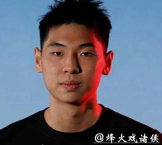 崔永熙谈进NBA道路与前辈不同:姚易百年一遇 崔永熙谈进NBA道路与前辈不同:姚易百年一遇