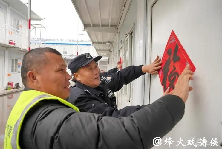【场面】平安不打烊 智警护工地